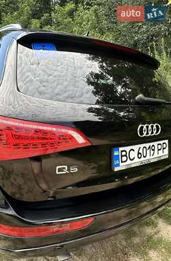 Внедорожник / Кроссовер Audi Q5 2011 в 