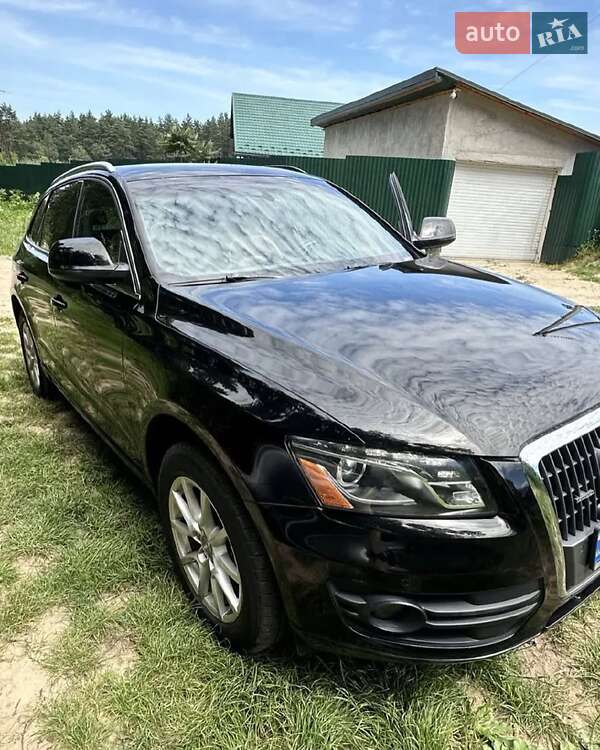 Внедорожник / Кроссовер Audi Q5 2011 в 