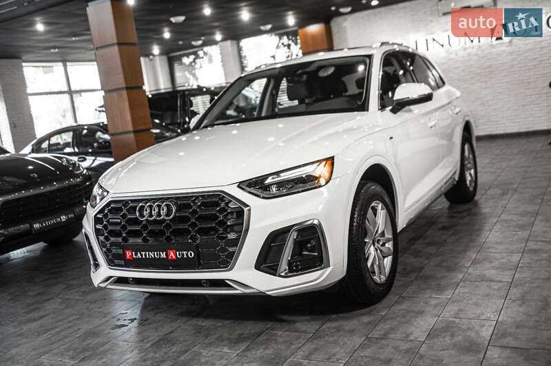 Внедорожник / Кроссовер Audi Q5 2021 в Одессе