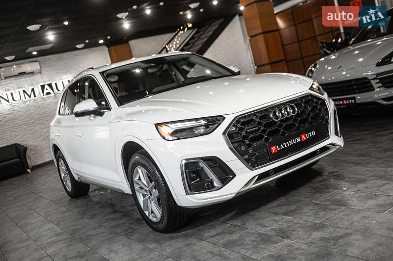Внедорожник / Кроссовер Audi Q5 2021 в Одессе