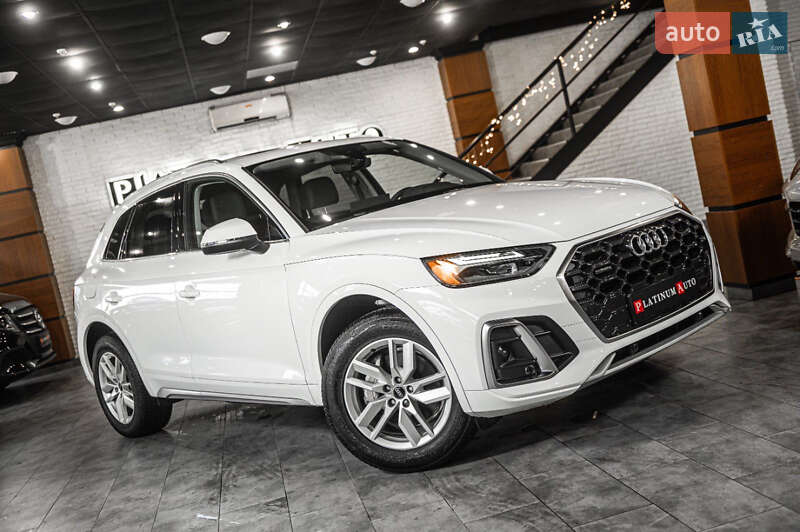 Внедорожник / Кроссовер Audi Q5 2021 в Одессе