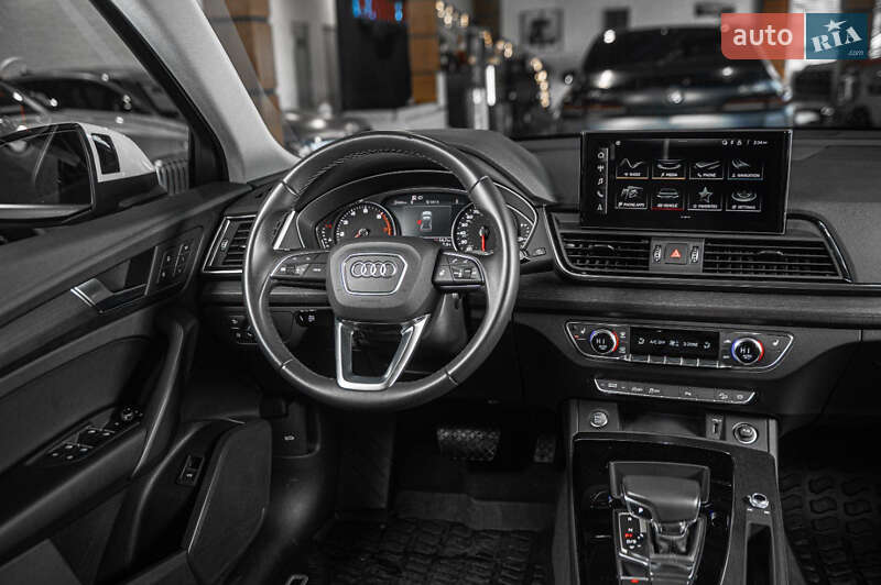 Внедорожник / Кроссовер Audi Q5 2021 в Одессе