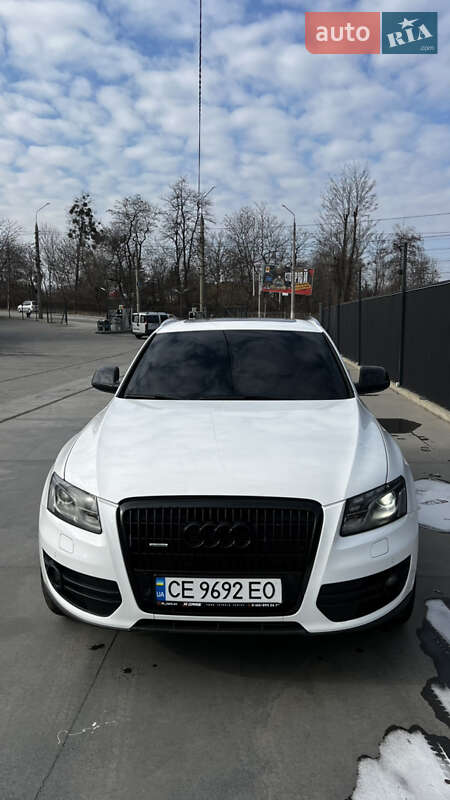 Внедорожник / Кроссовер Audi Q5 2010 в 