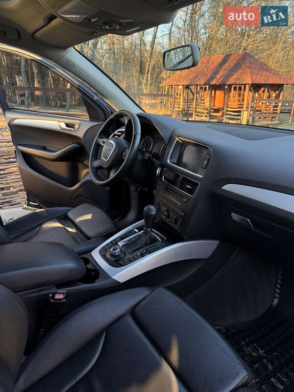 Внедорожник / Кроссовер Audi Q5 2009 в Калуше