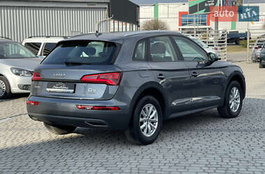 Внедорожник / Кроссовер Audi Q5 2019 в 
