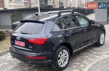 Позашляховик / Кросовер Audi Q5 2015 в 