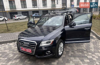 Позашляховик / Кросовер Audi Q5 2015 в 