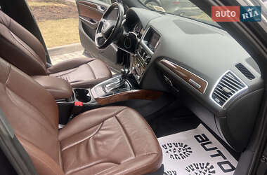 Позашляховик / Кросовер Audi Q5 2015 в 