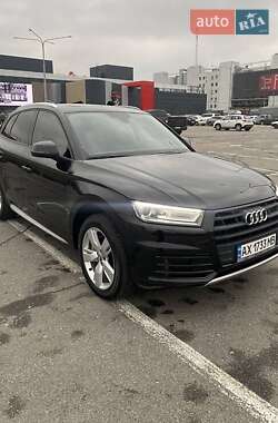 Позашляховик / Кросовер Audi Q5 2017 в Києві