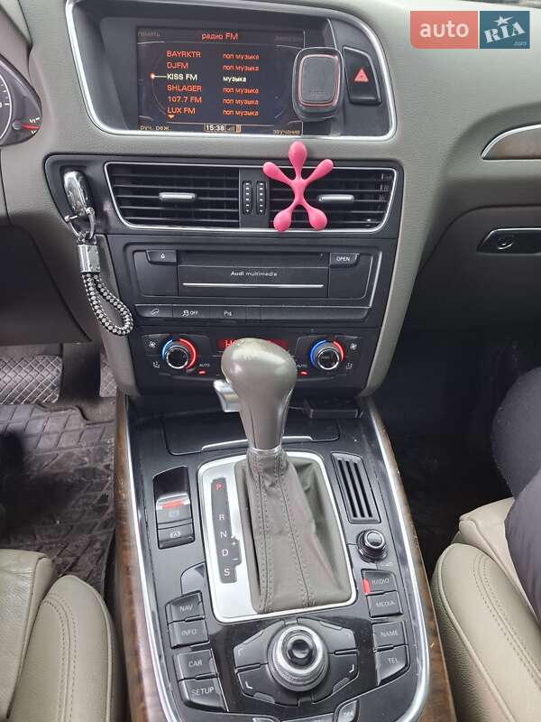 Внедорожник / Кроссовер Audi Q5 2011 в Днепре