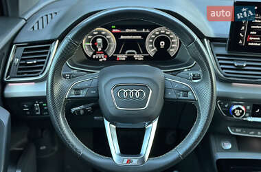 Позашляховик / Кросовер Audi Q5 2021 в Києві