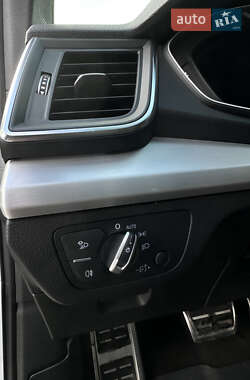 Внедорожник / Кроссовер Audi Q5 2018 в 