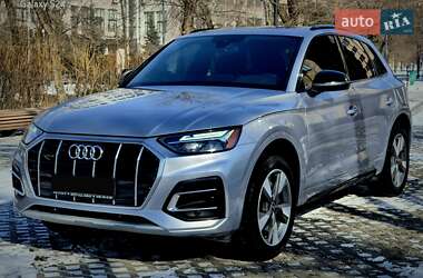 Внедорожник / Кроссовер Audi Q5 2022 в 