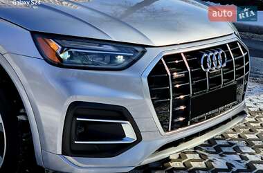 Внедорожник / Кроссовер Audi Q5 2022 в 