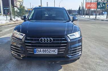 Внедорожник / Кроссовер Audi Q5 2020 в Харькове