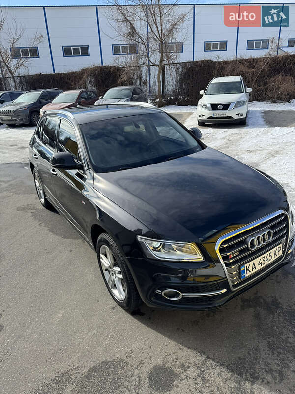 Позашляховик / Кросовер Audi Q5 2014 в Києві