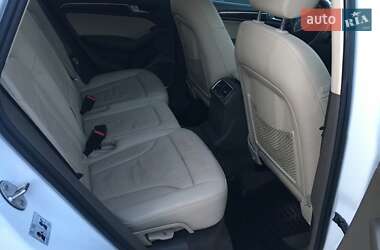 Внедорожник / Кроссовер Audi Q5 2016 в 