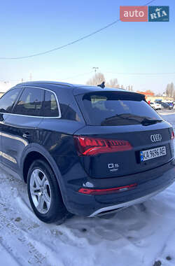 Позашляховик / Кросовер Audi Q5 2018 в Києві