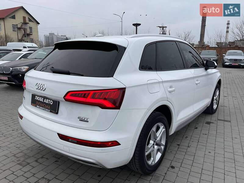 Внедорожник / Кроссовер Audi Q5 2017 в Львове