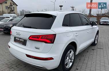 Позашляховик / Кросовер Audi Q5 2017 в Львові