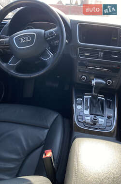 Внедорожник / Кроссовер Audi Q5 2015 в 