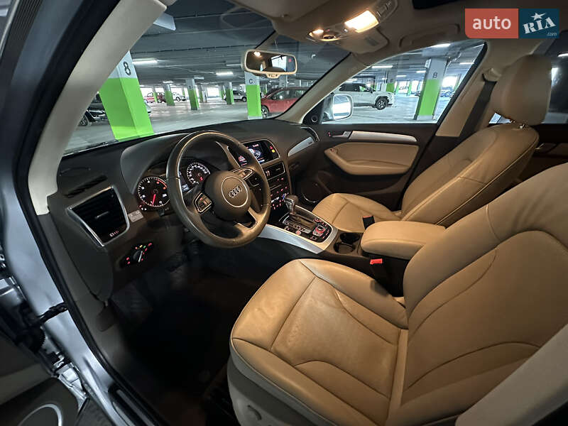 Позашляховик / Кросовер Audi Q5 2015 в Львові