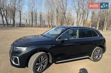 Внедорожник / Кроссовер Audi Q5 2023 в 