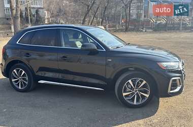 Внедорожник / Кроссовер Audi Q5 2023 в 