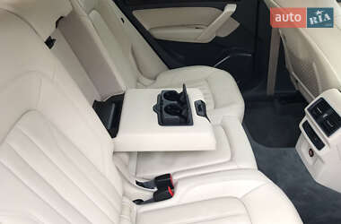 Внедорожник / Кроссовер Audi Q5 2019 в 