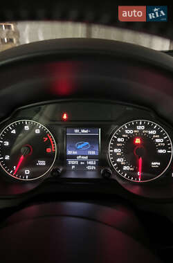 Внедорожник / Кроссовер Audi Q5 2011 в 