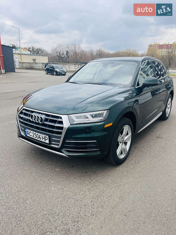 Внедорожник / Кроссовер Audi Q5 2017 в Луцке