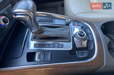 Внедорожник / Кроссовер Audi Q5 2012 в 