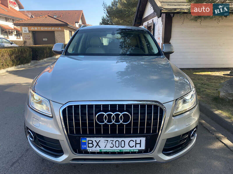 Внедорожник / Кроссовер Audi Q5 2012 в 