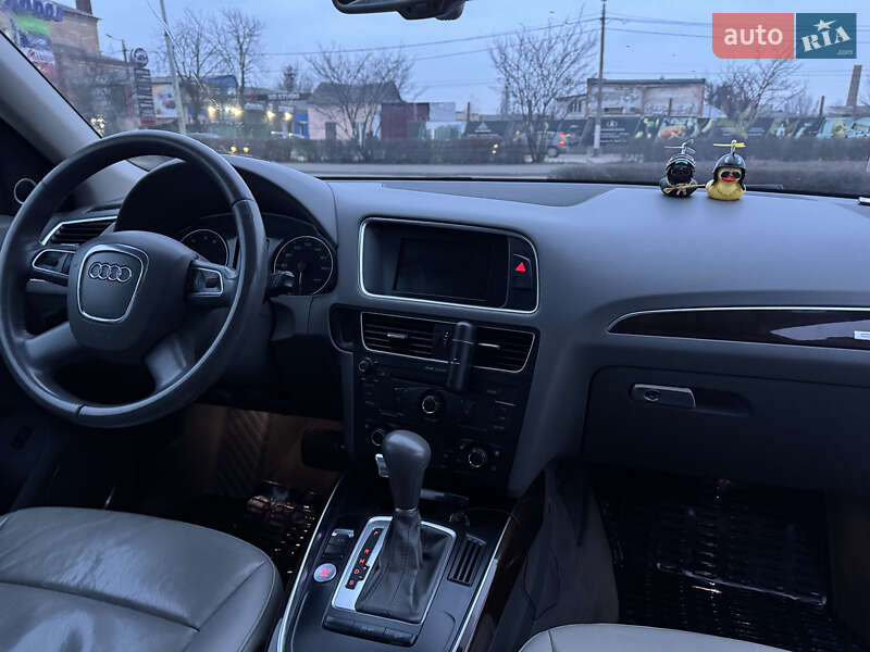 Внедорожник / Кроссовер Audi Q5 2012 в Житомире
