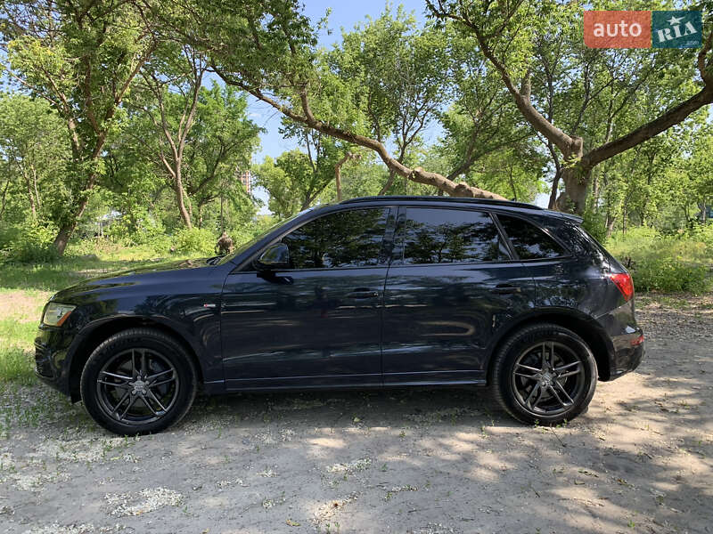 Внедорожник / Кроссовер Audi Q5 2016 в Киеве