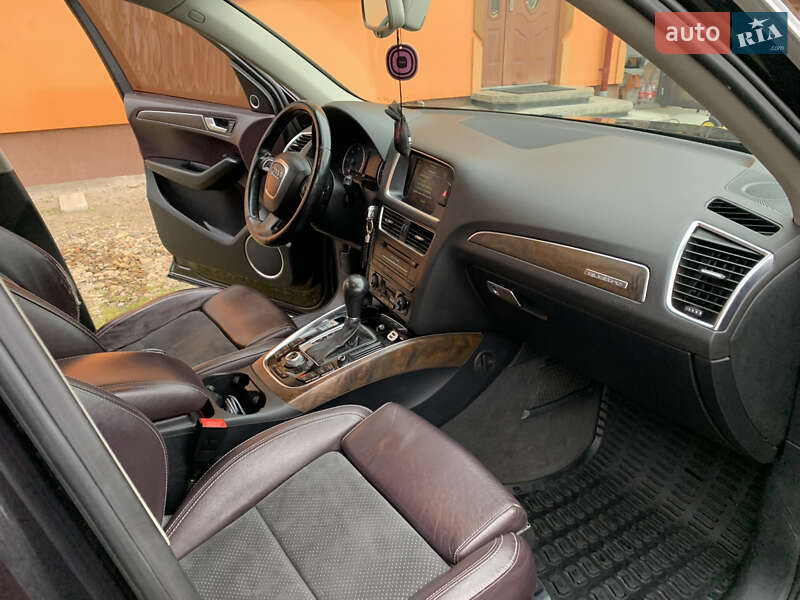 Внедорожник / Кроссовер Audi Q5 2010 в Коломые