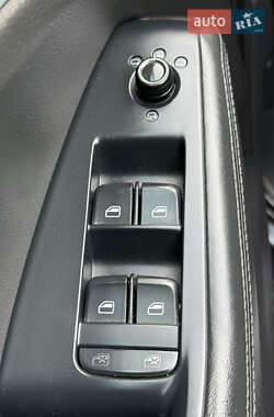 Внедорожник / Кроссовер Audi Q5 2009 в 
