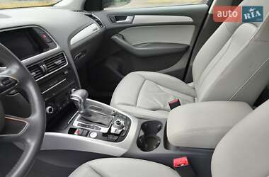 Внедорожник / Кроссовер Audi Q5 2015 в 