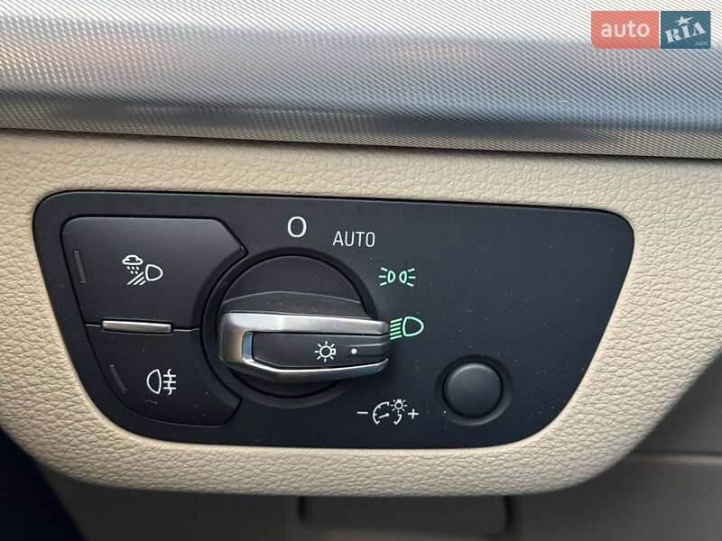 Позашляховик / Кросовер Audi Q5 2018 в Львові
