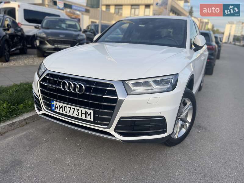 Внедорожник / Кроссовер Audi Q5 2017 в Бердичеве