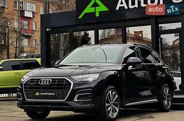 Позашляховик / Кросовер Audi Q5 2021 в Києві