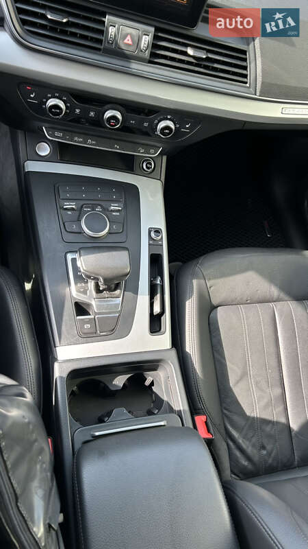 Позашляховик / Кросовер Audi Q5 2018 в Мукачевому фото 34 Позашляховик / Кросовер Audi Q5 2018 в Мукачевому