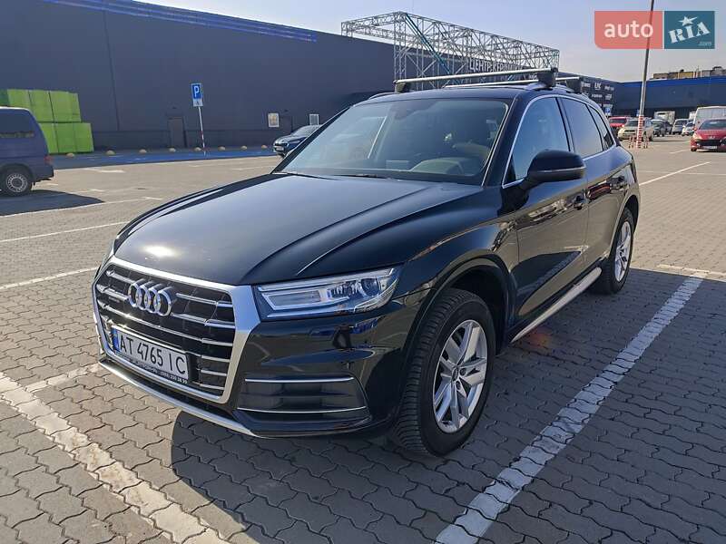 Внедорожник / Кроссовер Audi Q5 2020 в Ивано-Франковске
