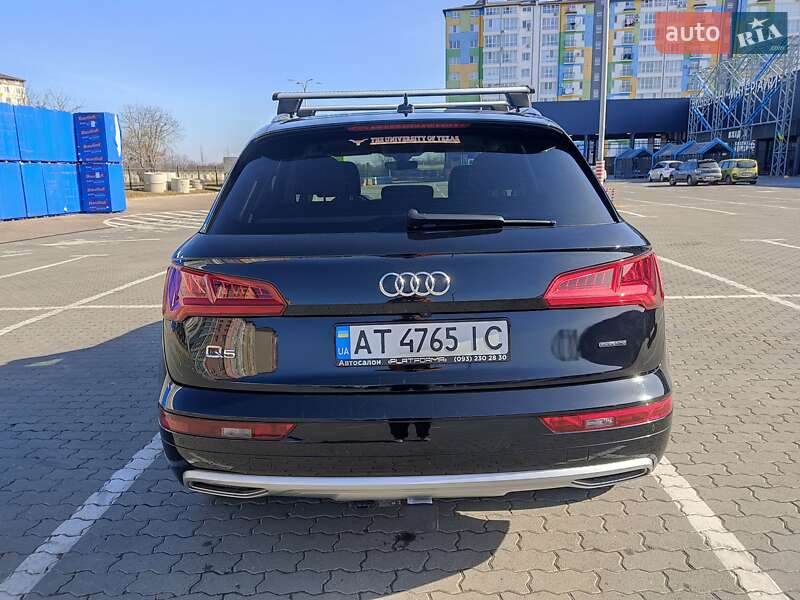 Внедорожник / Кроссовер Audi Q5 2020 в Ивано-Франковске