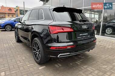 Внедорожник / Кроссовер Audi Q5 2019 в Киеве