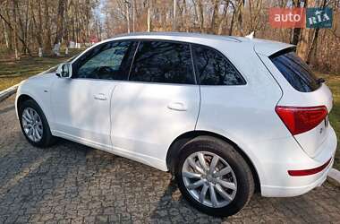 Внедорожник / Кроссовер Audi Q5 2008 в 