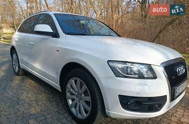 Внедорожник / Кроссовер Audi Q5 2008 в 