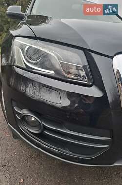 Внедорожник / Кроссовер Audi Q5 2011 в 