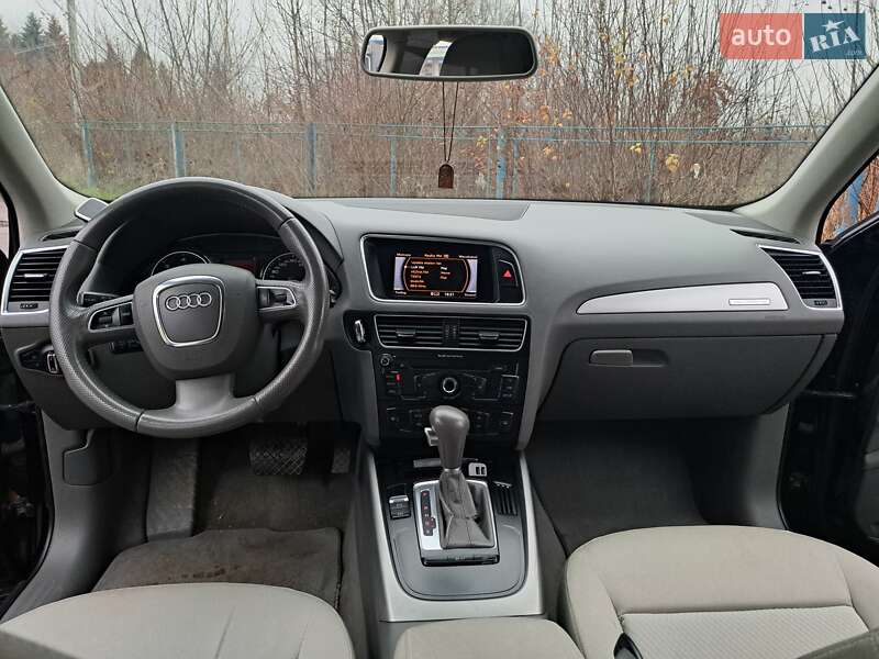 Внедорожник / Кроссовер Audi Q5 2011 в Долине
