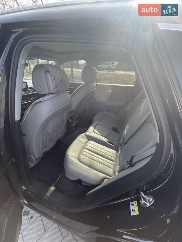 Позашляховик / Кросовер Audi Q5 2017 в Львові